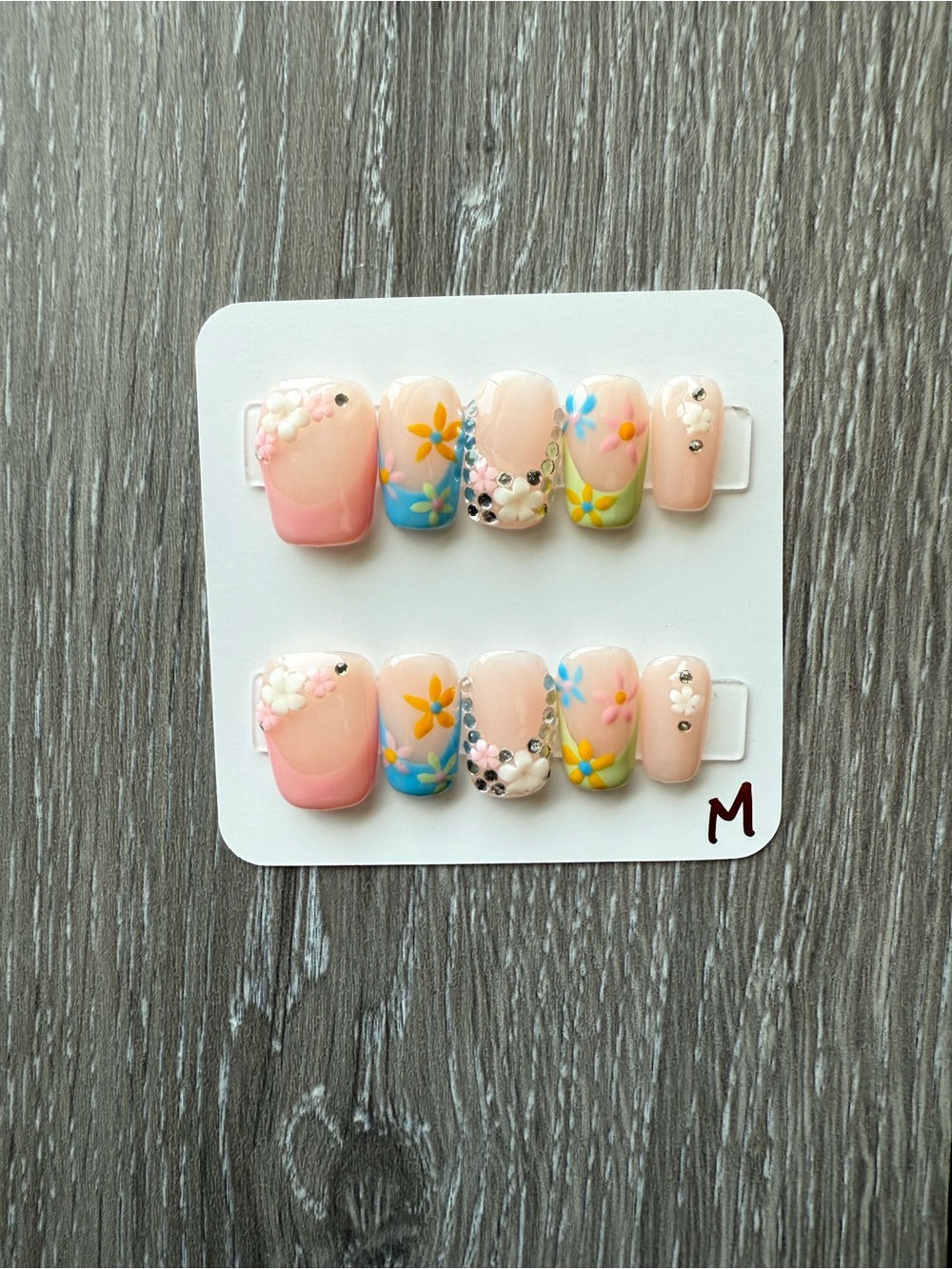 Peach Floral Press-On Nail Set with Pastel Accents